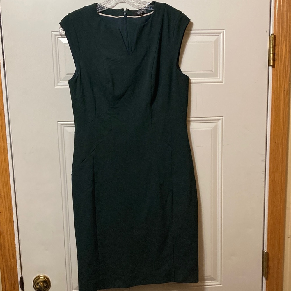 Classic Sleeveless Dark Green Sheath Dress 8